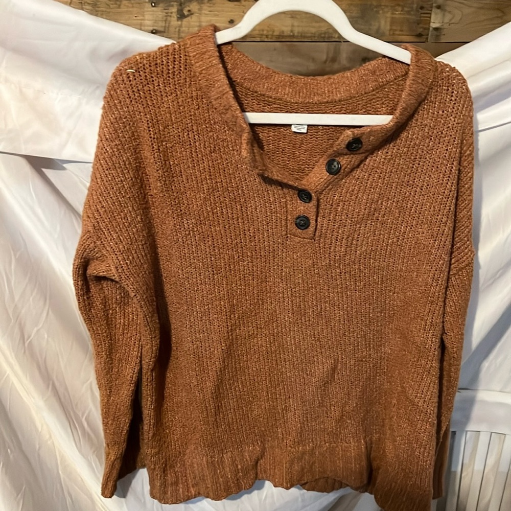 American eagle sweater